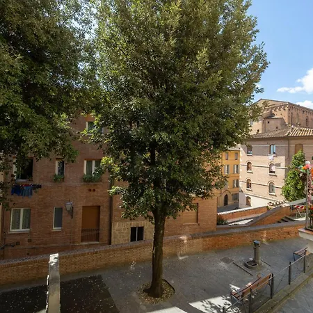Apartment Nel Cuore Di Siena, Con Vista Sulla Torre Del Mangia *