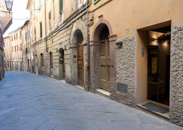 Rialto28 - Vista Torre Del Mangia - Naonbnb Siena