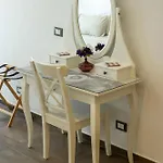 Apartment Rialto28 - Vista Torre Del Mangia - Naonbnb *