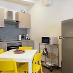 Rialto28 - Vista Torre Del Mangia - Naonbnb Apartment