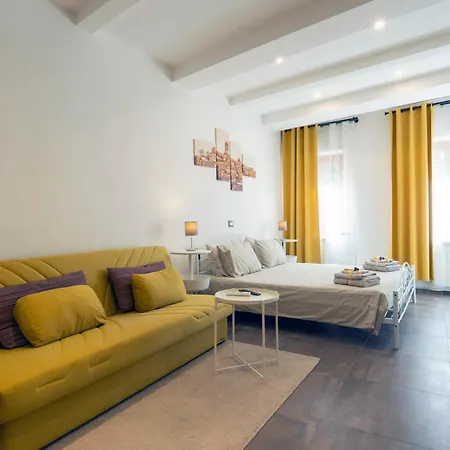 Nel Cuore Di Siena, Con Vista Sulla Torre Del Mangia סיינה